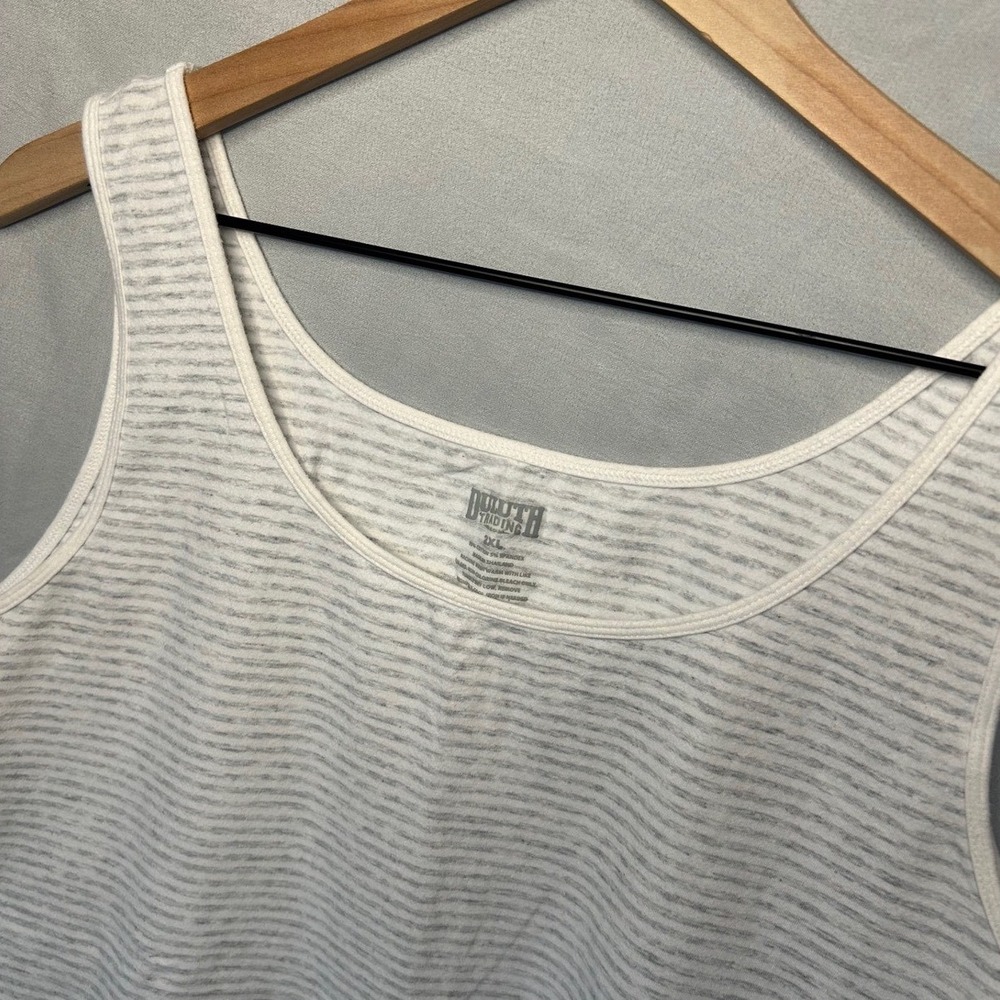 Duluth Trading Co Tank Top Womens 2XL Grey White Striped No-Yank Scoop Neck